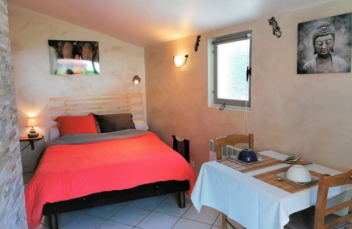 Sorede Bed & Breakfast | Exceptional Stay at La Picholine: Pool & Breakfast Included
