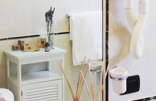 Marina di Pietrasanta Hotel | Discover La Pigna: Ocean View, Pool & Spa Retreat