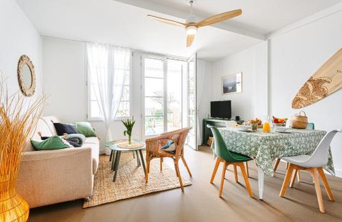 Rivedoux-Plage Apartment | Oceanfront Haven: La Plage T2 with Breathtaking Views