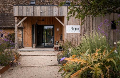 Bellou-le-Trichard House | Discover Comfort at La Planque en Perche - 4-Star Retreat