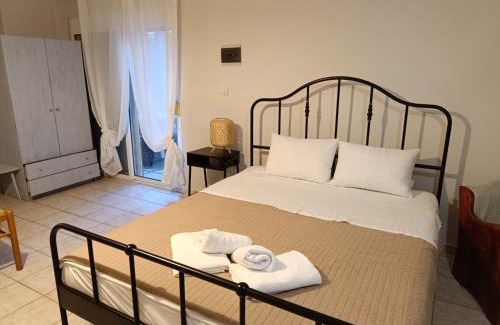 Nea Playia Apartment | Pet-Friendly Retreat at La Playa 2 - Family Friendly Stay