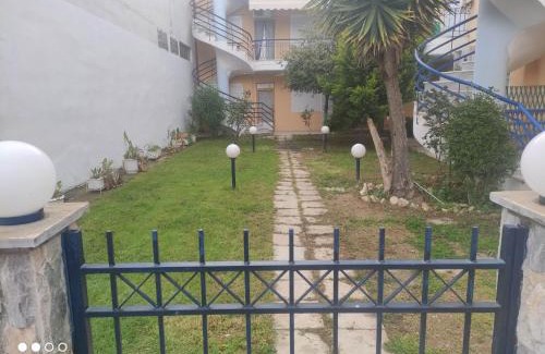 Nea Playia Apartment | Discover Family-Friendly Stays at La Playa Hotel