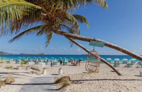 Orient Bay Hotel | Discover La Playa Orient Bay: Oceanfront Paradise Awaits