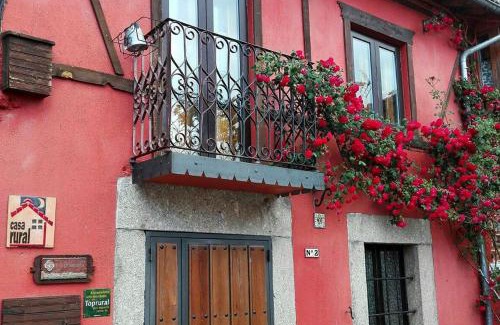 Umbrias Villa | Experience La Plazuela with Spa and Pet-Friendly Comfort