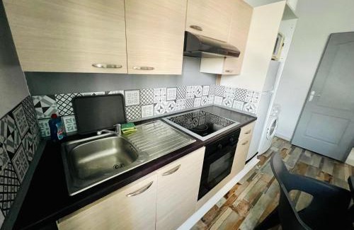 Clouange Apartment | La Plume: A Unique Stay with Wifi and Parking Included