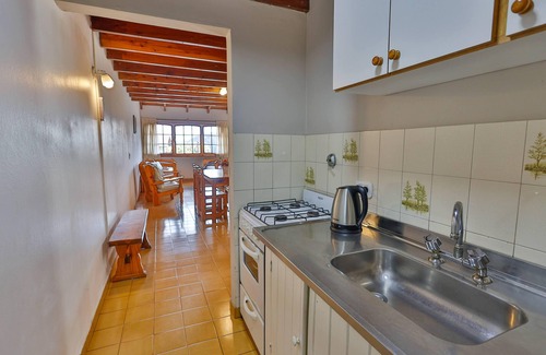 Playa Bonita Apartment | Guest Rated 9.2: La Ponderosa Apart Hotel with Ocean View