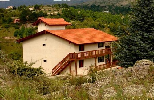 Calamuchita Department Apartment | Pet-Friendly La Ponderosa Cumbrecita with Ocean Views