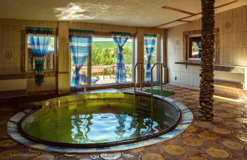 Adamus House | Relax at La Popica: Family and Pet-Friendly Retreat