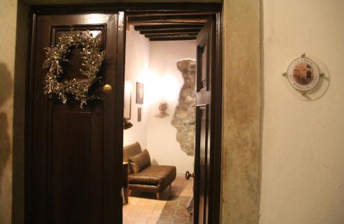 Carrara Apartment | Discover La Porta sui Monti di Luna – Pet-Friendly Retreat