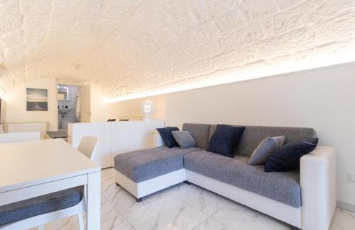 Mola di Bari House | Experience Family-Friendly Comfort at La Porta Sul Mare
