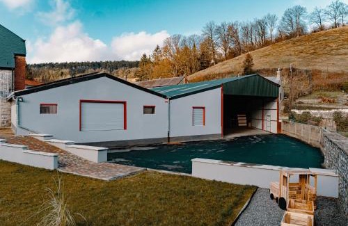 Vierves-sur-Viroin House | Discover La Porte du Paradis: Pool, Spa & Breakfast Awaits