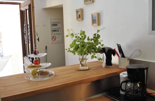 Aigueze Apartment | Discover La Porte du Sud: Family and Pet Friendly Retreat