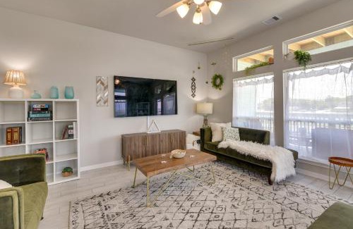 La Porte House | Beachside Escape: La Porte Home with Balconies and Ocean Views