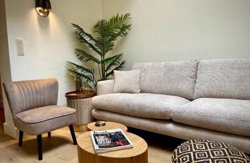 Oudenaarde House | Exceptional Stay at La Porte Rouge - The Red Door Hotel