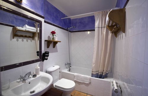 San Millan de la Cogolla Bed & Breakfast | Inviting La Posada de San Millan: Rated 9.6/10 with Spa