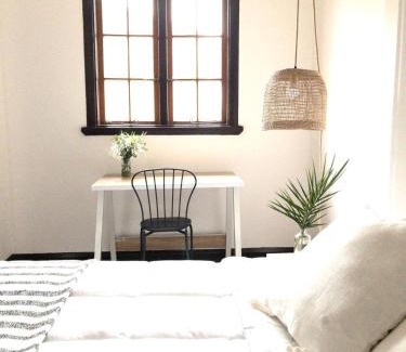 Vina del Mar Hotel | Cozy La Posada Coliving: Highly Rated with Kitchen Access