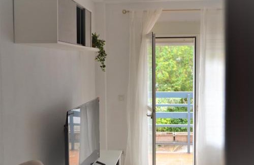 Parque Cruz Conde Apartment | Pet-Friendly Escape at La Posada Cordobesa - 8.4/10 Rating