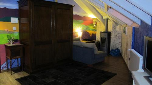 Esterri D'Aneu House | Discover La Posada d'Àneu: Family-Friendly Retreat