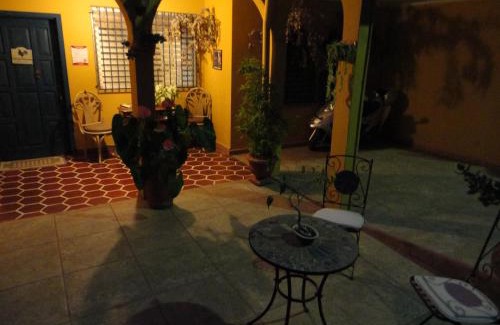 Santa Rosa Copan Bed & Breakfast | Top-Rated La Posada de Juan B&B with Breakfast & Kitchen