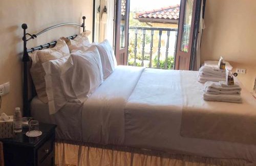Leza House | Pet-Friendly Getaway at La Posada de Leza - Guest Rated 9.8