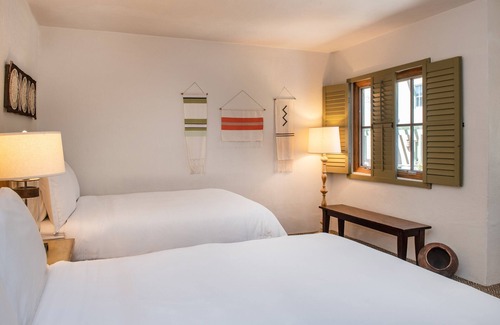 Historic Eastside Hotel | Relax at La Posada de Santa Fe Resort & Spa with Pool Access