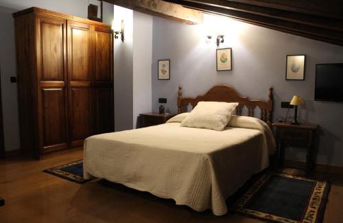 Vinon House | Discover La Posada de Viñón - Casa Reda: Family-Friendly Retreat