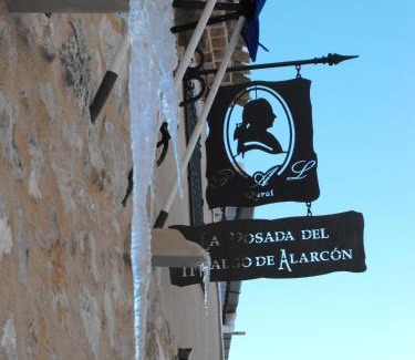Alarcon House | Family-Friendly Retreat at La Posada del Hidalgo de Alarcón