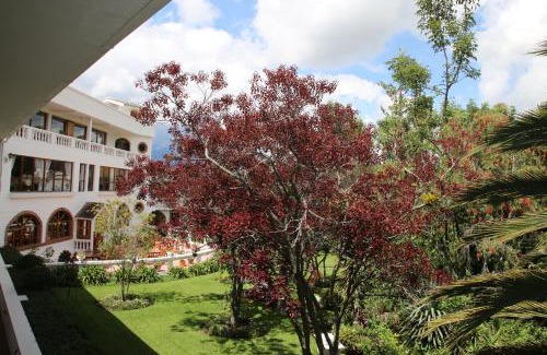 Otavalo Hotel | Discover La Posada del Quinde: Family-Friendly Getaway