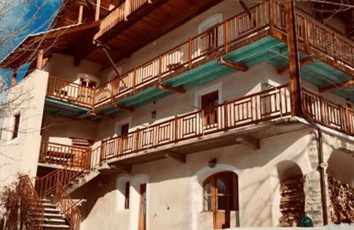 Vallouise-Pelvoux Apartment | Cozy La Pousterle Room for 2-3 Guests with Breakfast