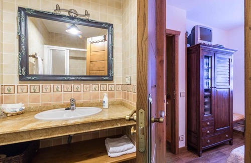 Limes House | Experience La Pumarada de Limés: Guest Rated 9.6/10