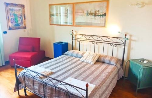 Lauria Bed & Breakfast | Family-Friendly Retreat at La Quercia di Massena with Ocean View