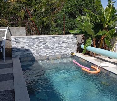 L'Etang-Sale House | La Quiétude Entre Mer et Forêt chez l'habitant 4 étoiles