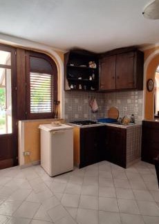 Canneto Apartment | La Quiete garden