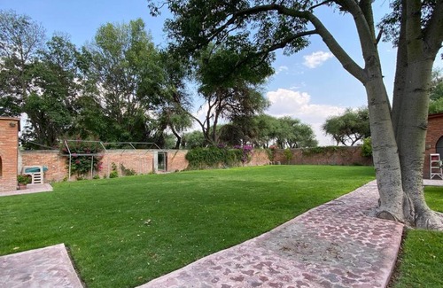El Bajio Villa | Explore Comfort at La Quinta A: Pet Friendly & Family Fun