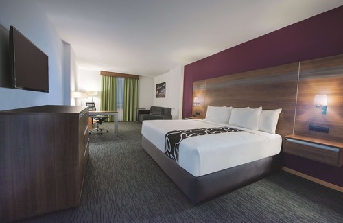San Jose Chiapa Hotel | Guest Rated 9.8: La Quinta by Wyndham Puebla Ciudad Modelo