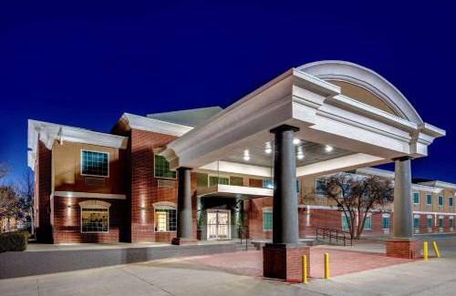 Dalhart Hotel | Pet-Friendly Getaway at La Quinta by Wyndham Dalhart