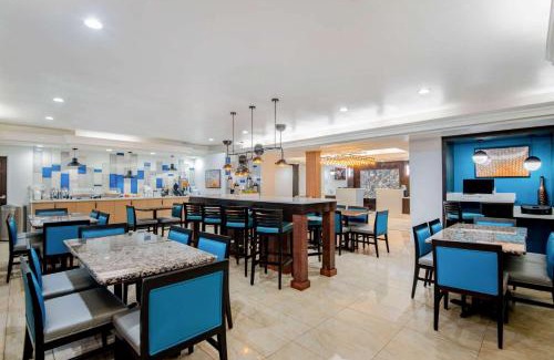 Dalhart Hotel | Pet-Friendly Getaway at La Quinta by Wyndham Dalhart