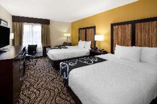 LaGrange Hotel | Pet-Friendly Getaway at La Quinta by Wyndham LaGrange