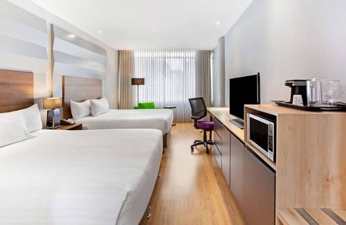 San Diego Hotel | Discover La Quinta by Wyndham Medellin: Family-Friendly Retreat