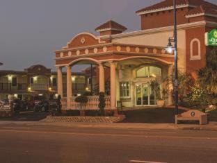 East Daytona Hotel | Oceanfront Retreat at La Quinta by Wyndham Daytona Beach