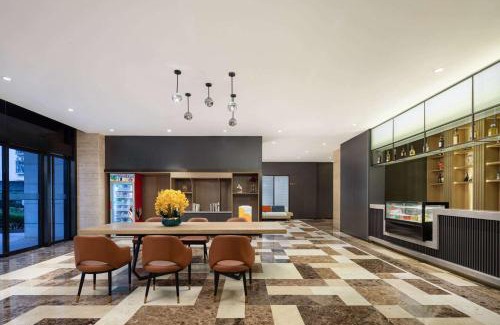 Qionghai Hotel | La Quinta by Wyndham Qionghai Yinhai