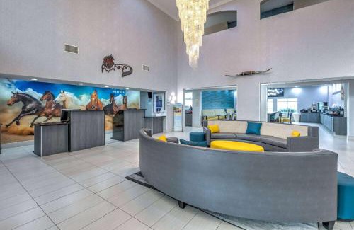 Weatherford Hotel | Inviting La Quinta by Wyndham Weatherford with Pool & Spa