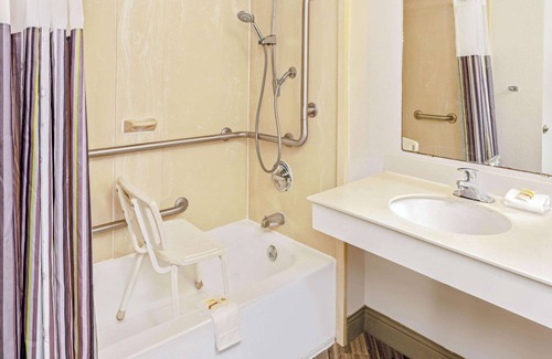 Wichita Falls Hotel | Budget-Friendly Stays at La Quinta Inn in Wichita Falls
