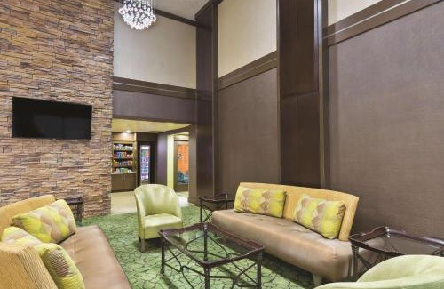 St. Johns Hotel | Comfort at La Quinta Inn by Wyndham Austin North Awaiting You