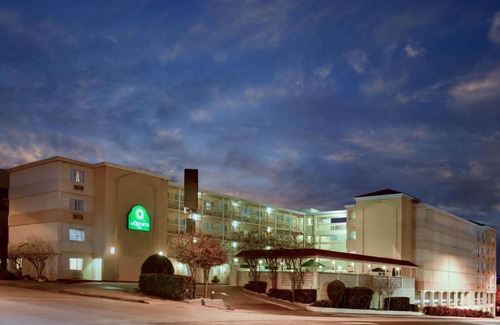 Capitol District Hotel | Discover La Quinta Inn by Wyndham Austin Capitol & Downtown