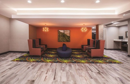 Port Allen Hotel | Discover La Quinta Inn & Suites: Rated 9.2 with Pool Access