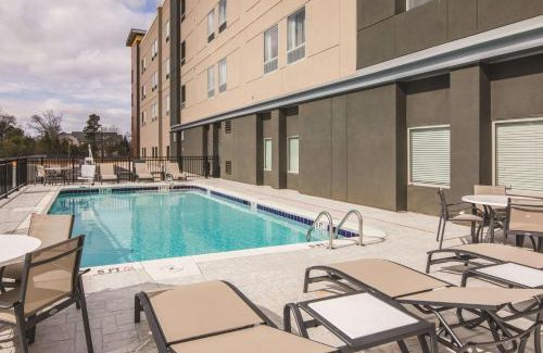 McDonough Hotel | Pet-Friendly Comfort at La Quinta by Wyndham McDonough
