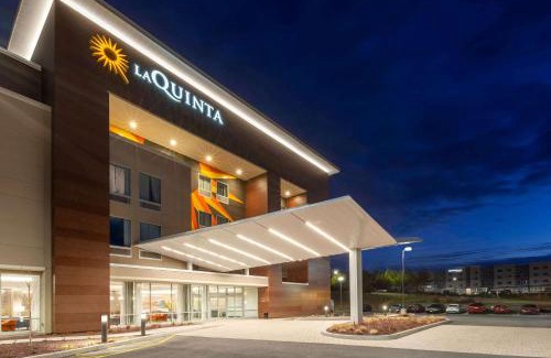 Scotchtown Hotel | Pet-Friendly Retreat at La Quinta Inn & Suites Middletown