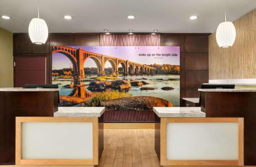 North Chesterfield Hotel | Comfortable Stay at La Quinta Inn & Suites Richmond-Midlothian