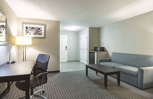 Glendive Hotel | Top-Rated La Quinta Inn & Suites in Glendive – Pet Friendly!